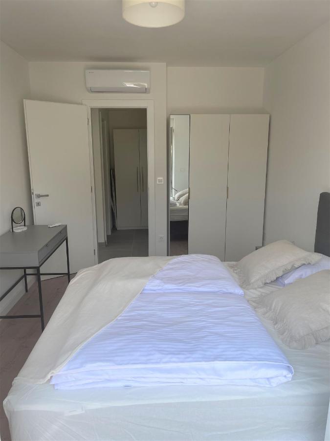 Soltysovka Apartments Rogoznica  Ngoại thất bức ảnh
