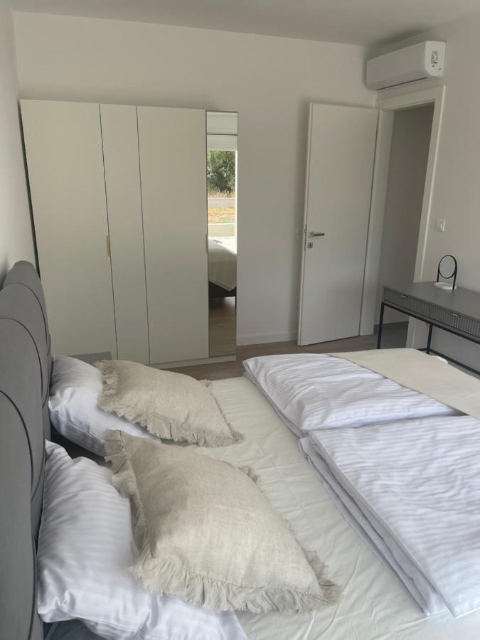 Soltysovka Apartments Rogoznica  Ngoại thất bức ảnh